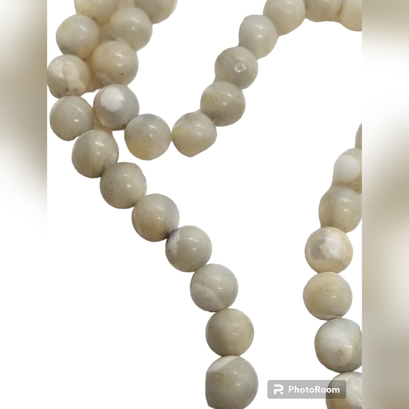 VINTAGE MOTHER OF PEARL BEAD & SODALITE STONE STATEMENT NECKLACE - Picture 5 of 7